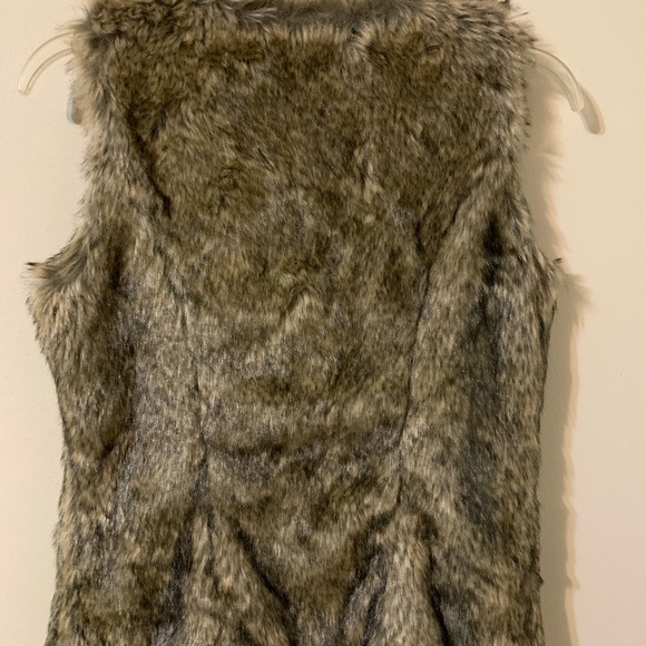 Faux Fur Vest by LUZ size Small - Picture 11 of 16
